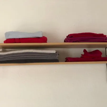 Apartment 1a Comfortable, Private And Calm 4 Apartment, 2km Center, Private Car Park, Full Equipped Kitchen, Private And Stable Wifi, One Minute Tram Station, Smart Tv, Whatsapp Support, No Additional Costs! Eur 500 Cashback For 2 Months