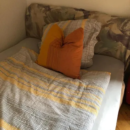 1a Comfortable, Private And Calm 4 Apartment, 2km Center, Private Car Park, Full Equipped Kitchen, Private And Stable Wifi, One Minute Tram Station, Smart Tv, Whatsapp Support, No Additional Costs! Eur 500 Cashback For 2 Months Apartment Mannheim